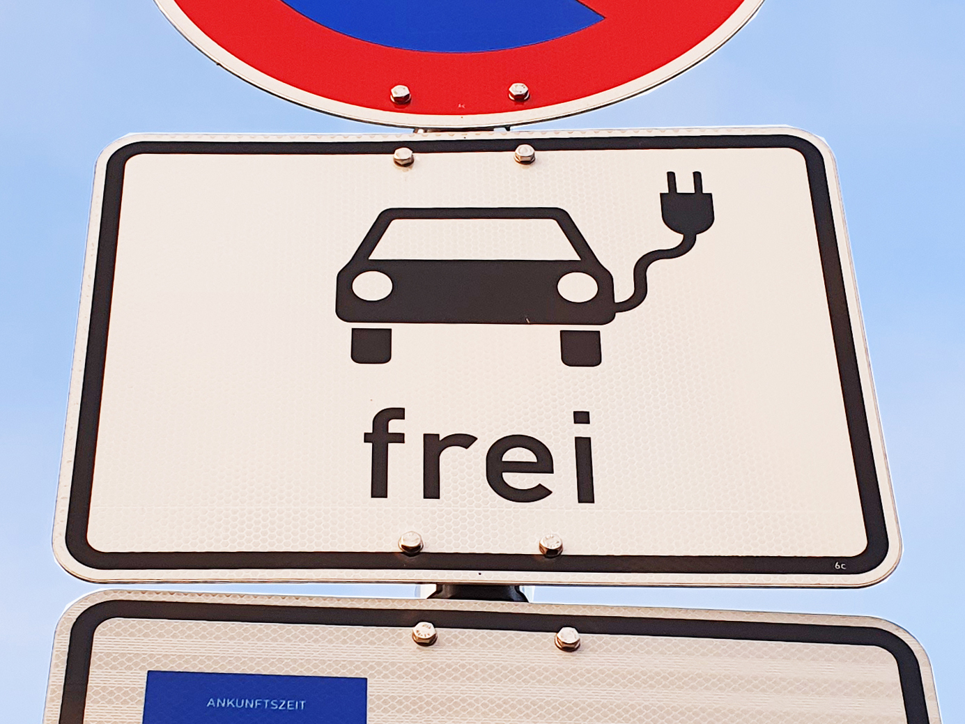 Industry-E-mobility